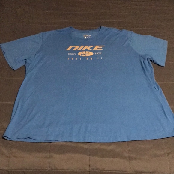 Nike “NY vs NY” Dri Fit T-shirt - Picture 1 of 6